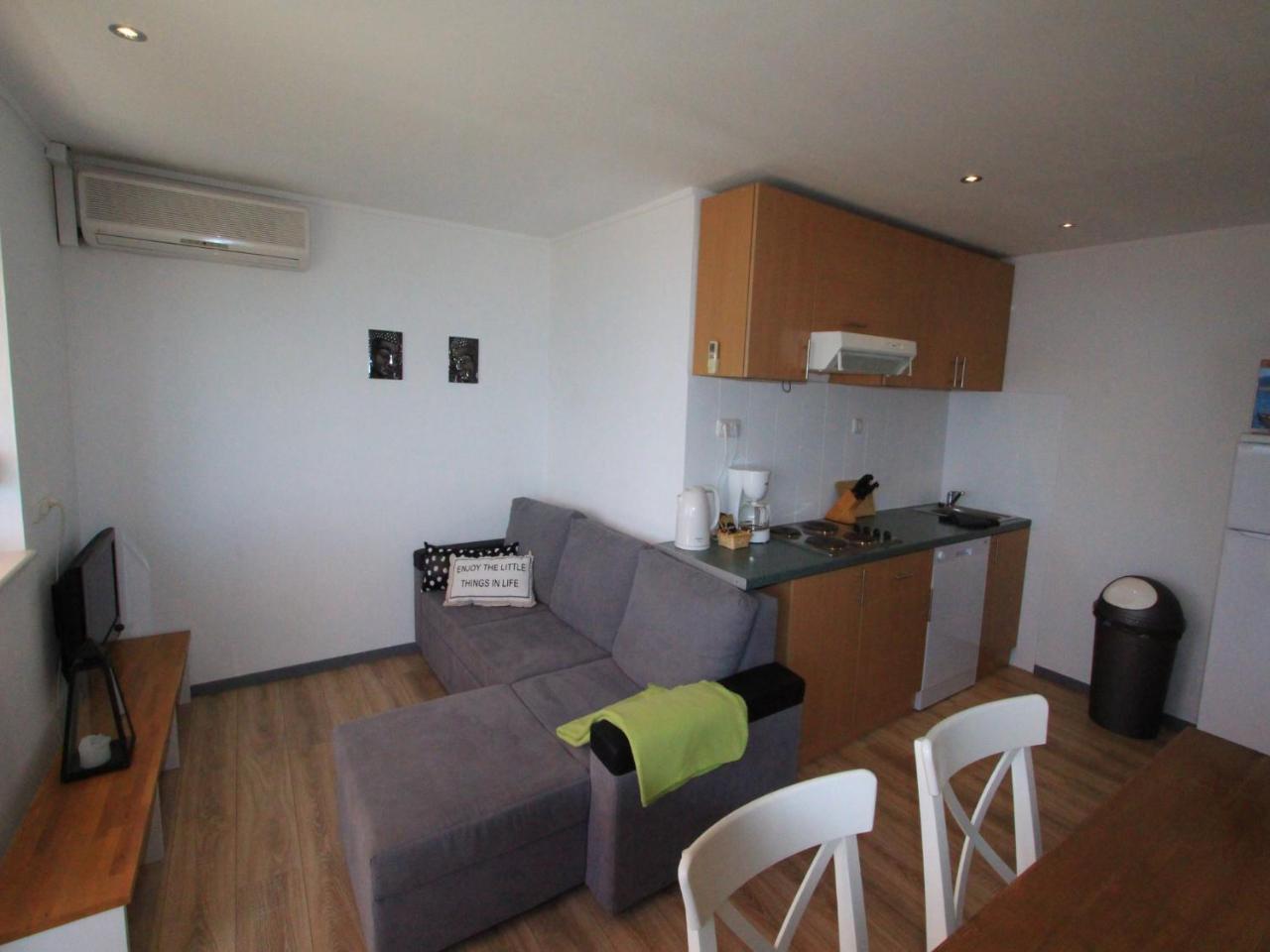 Velebit Apartments Dramalj Exterior photo